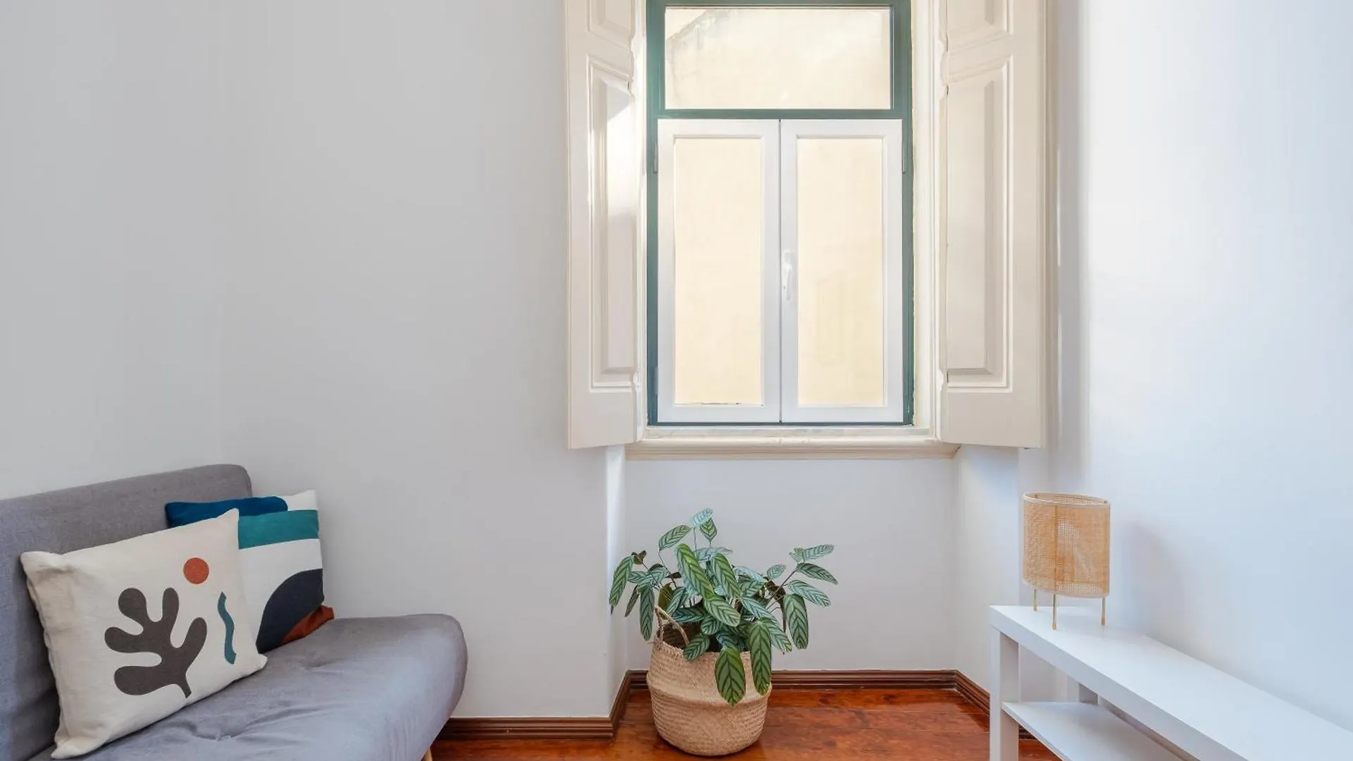 Cool Apartment Near Alfama リスボン